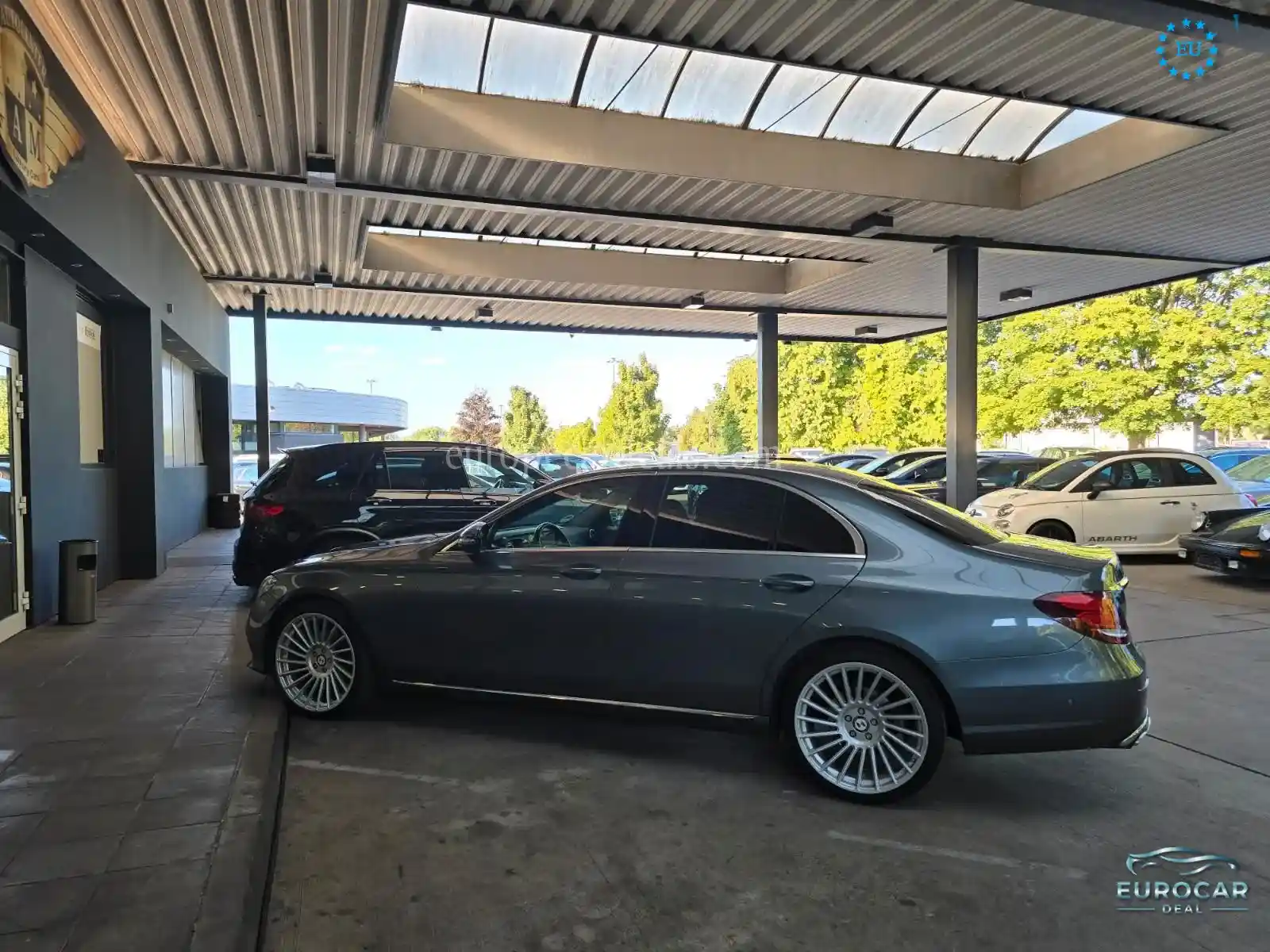 Mercedes-Benz E 300