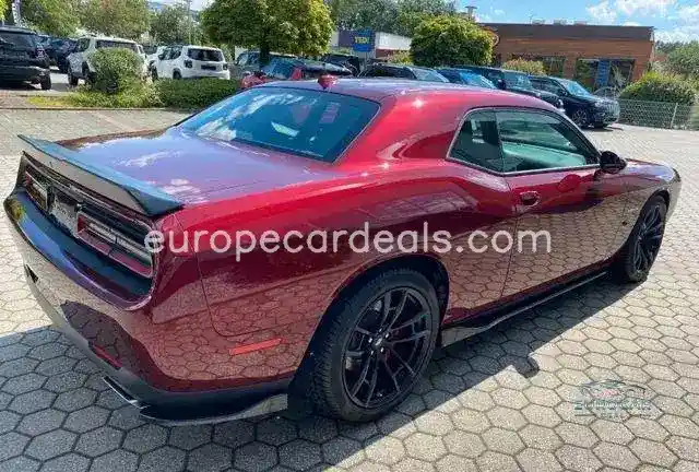 Dodge Challenger