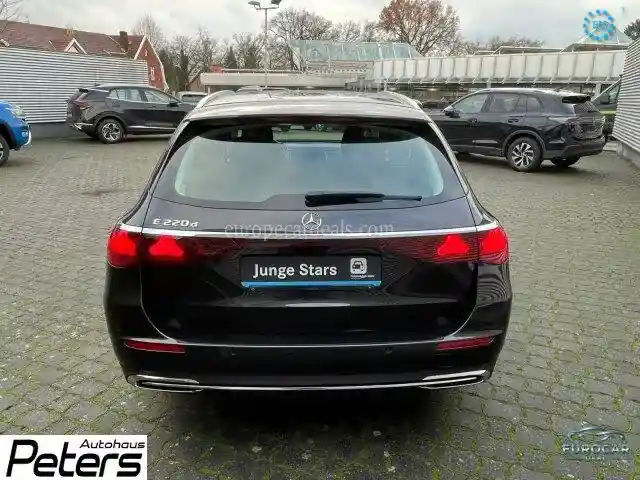 Mercedes-Benz E 220