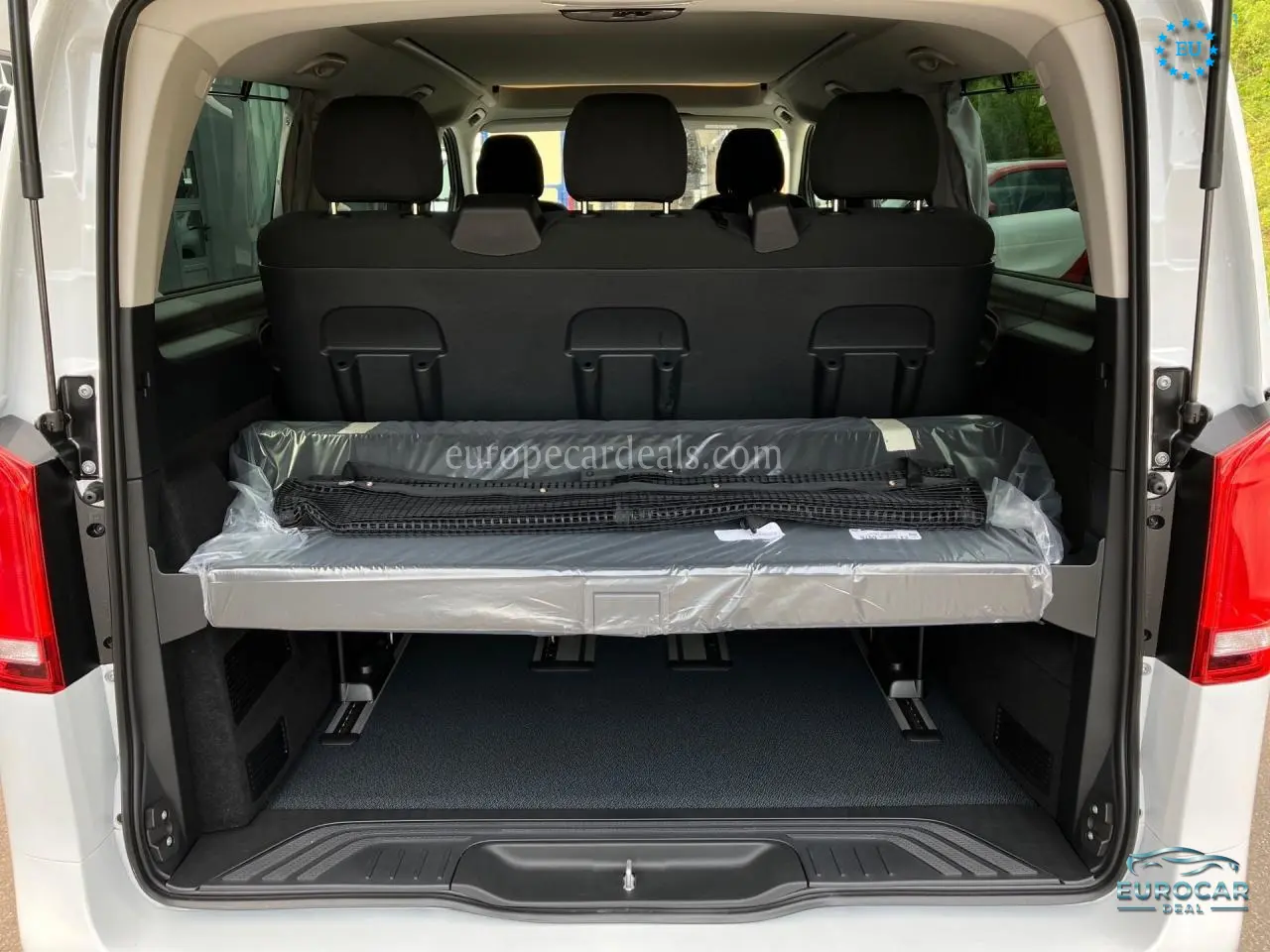 Mercedes-Benz V 220