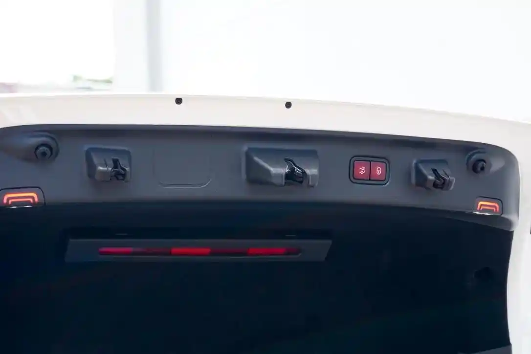 Mercedes-Benz S 500