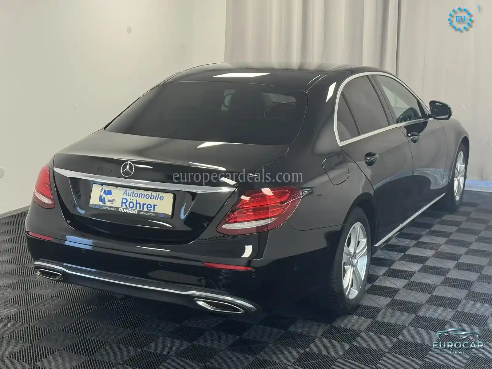 Mercedes-Benz E 200