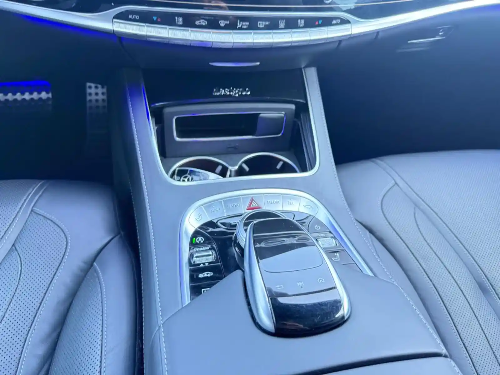 Mercedes-Benz S 560