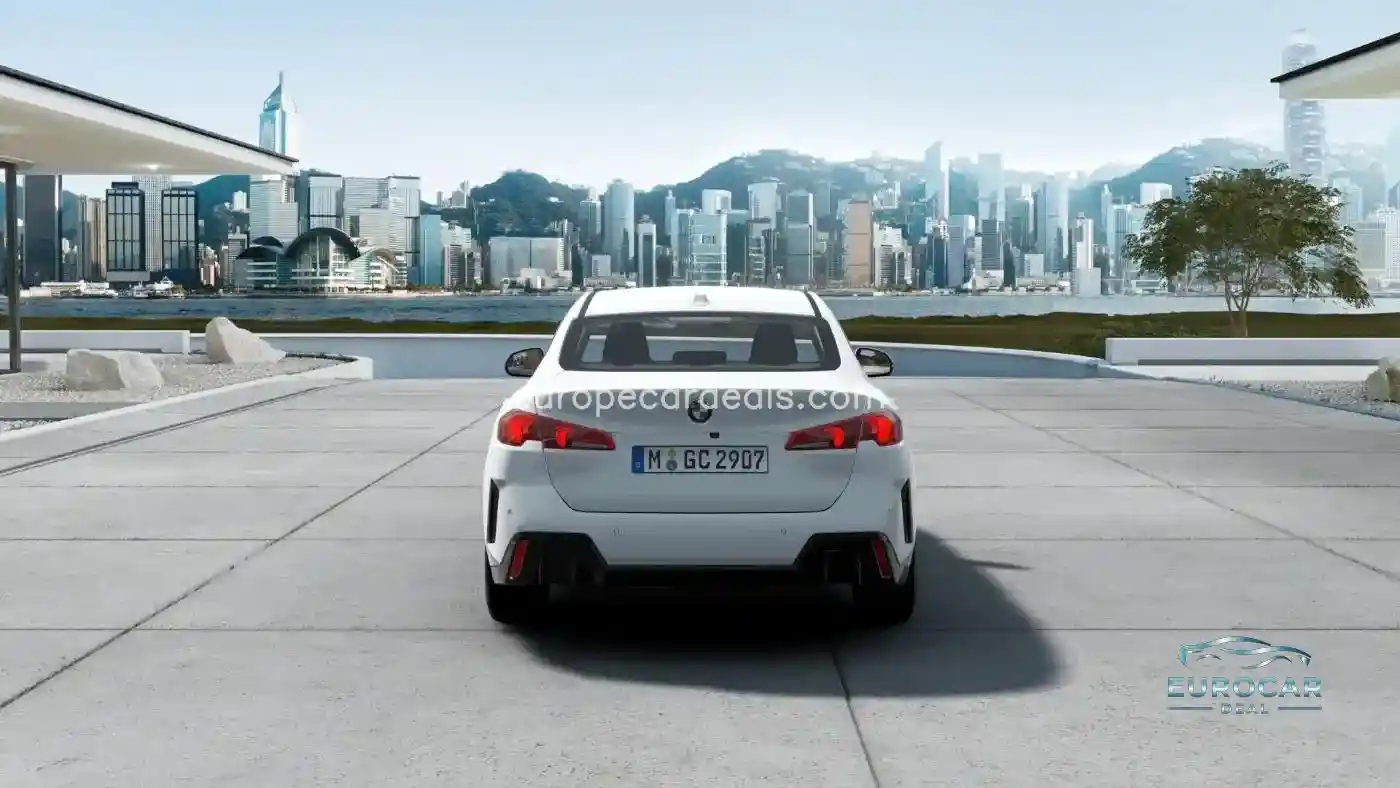 BMW 216