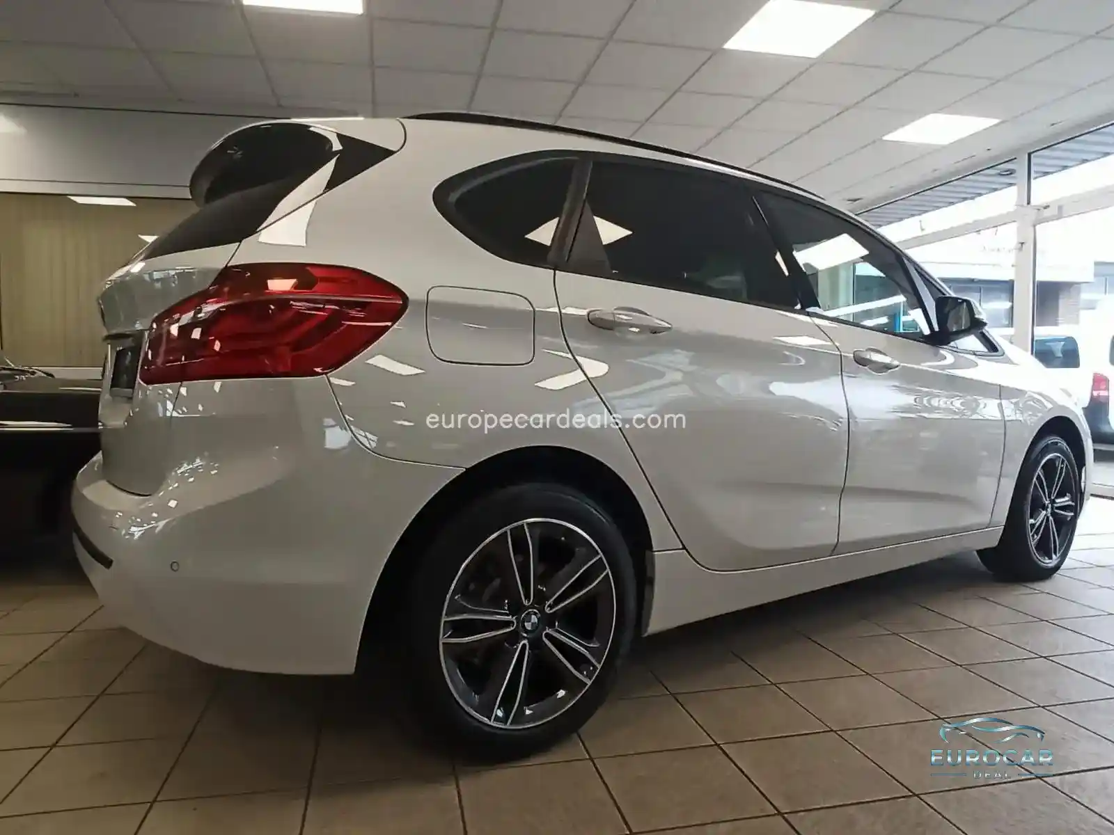 BMW 216