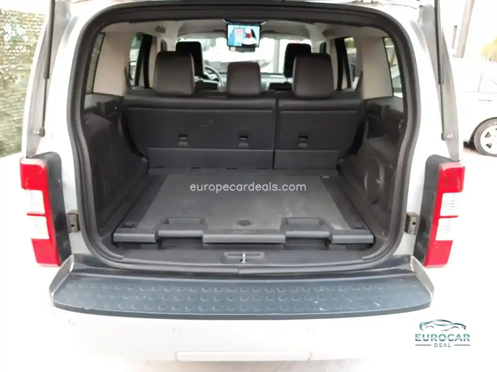 Dodge Nitro