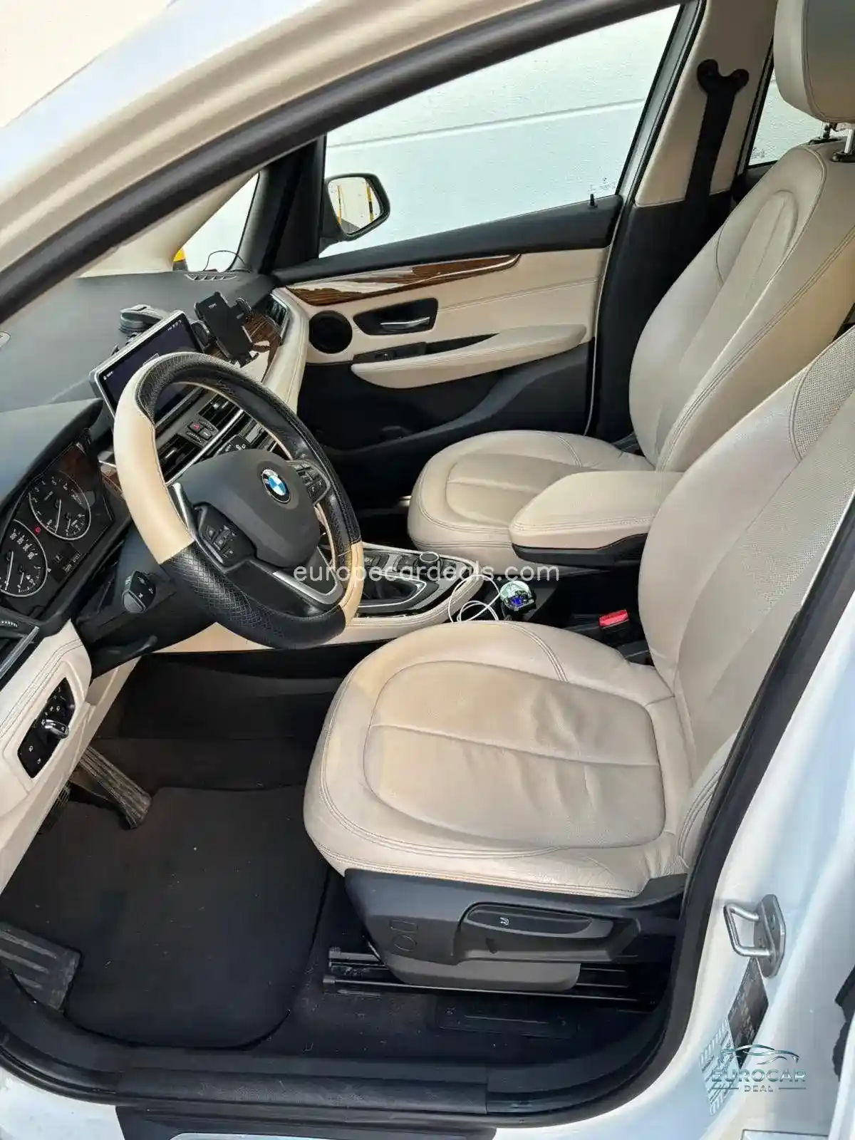 BMW 218