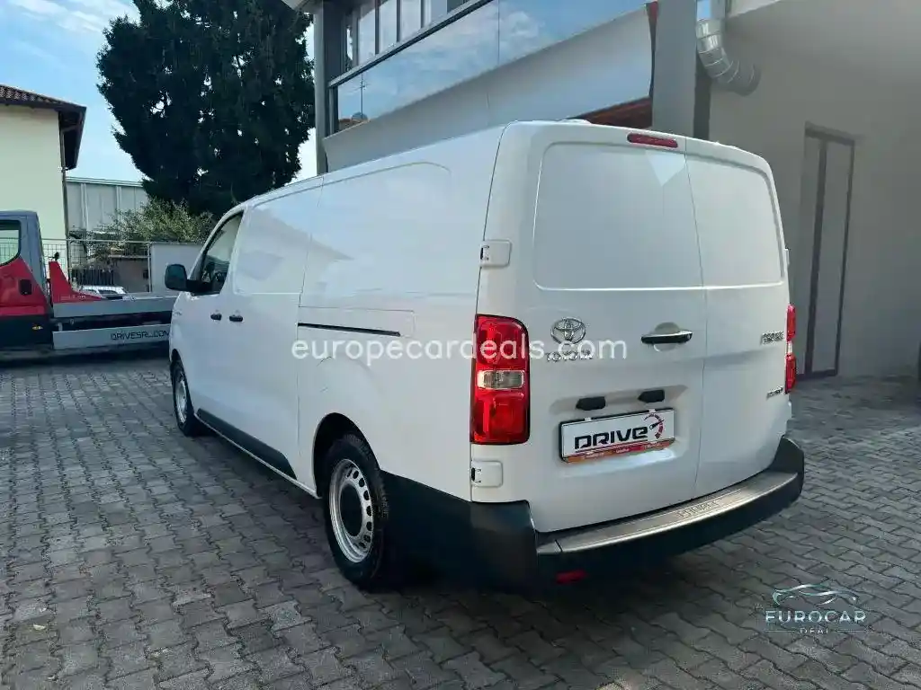 Toyota Proace (Verso)