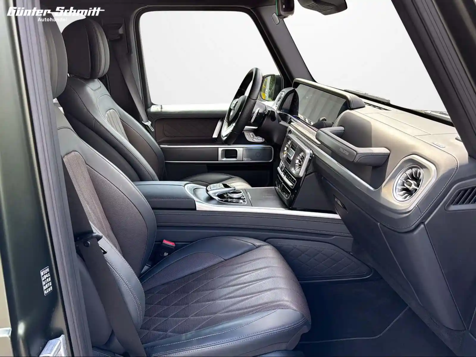 Mercedes-Benz G 500