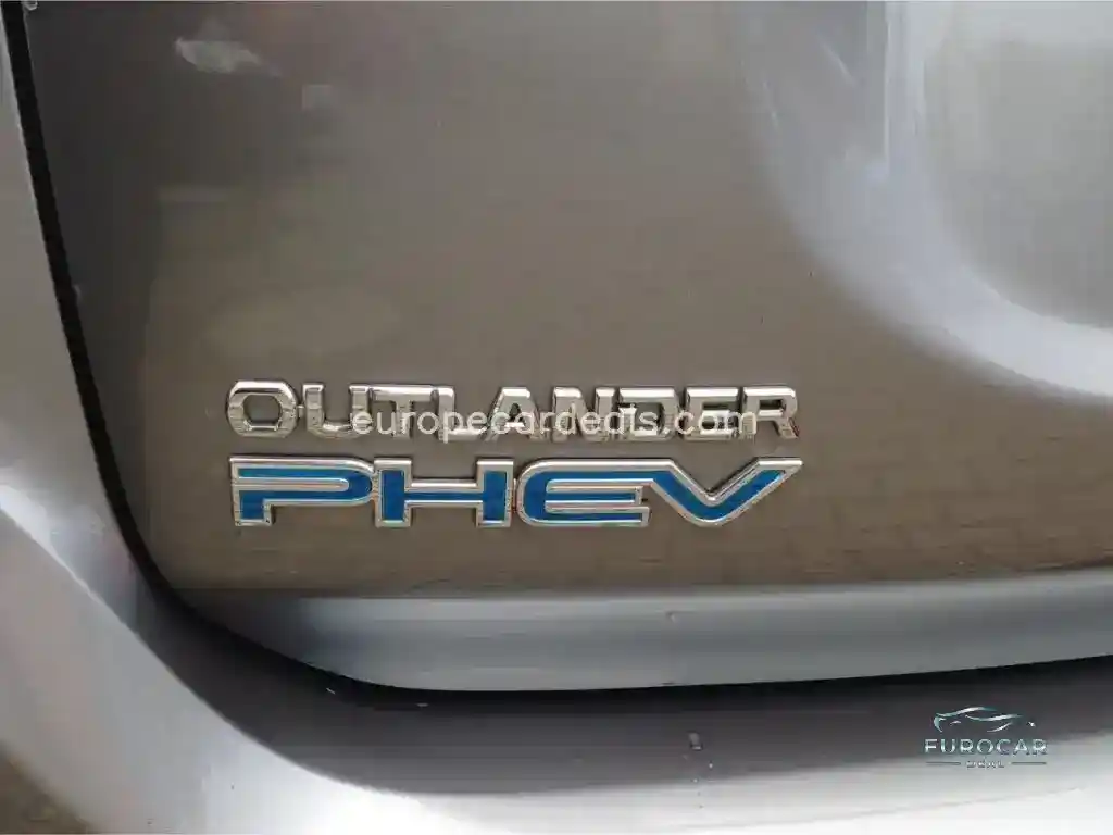 Mitsubishi Plug-in Hybrid Outlander