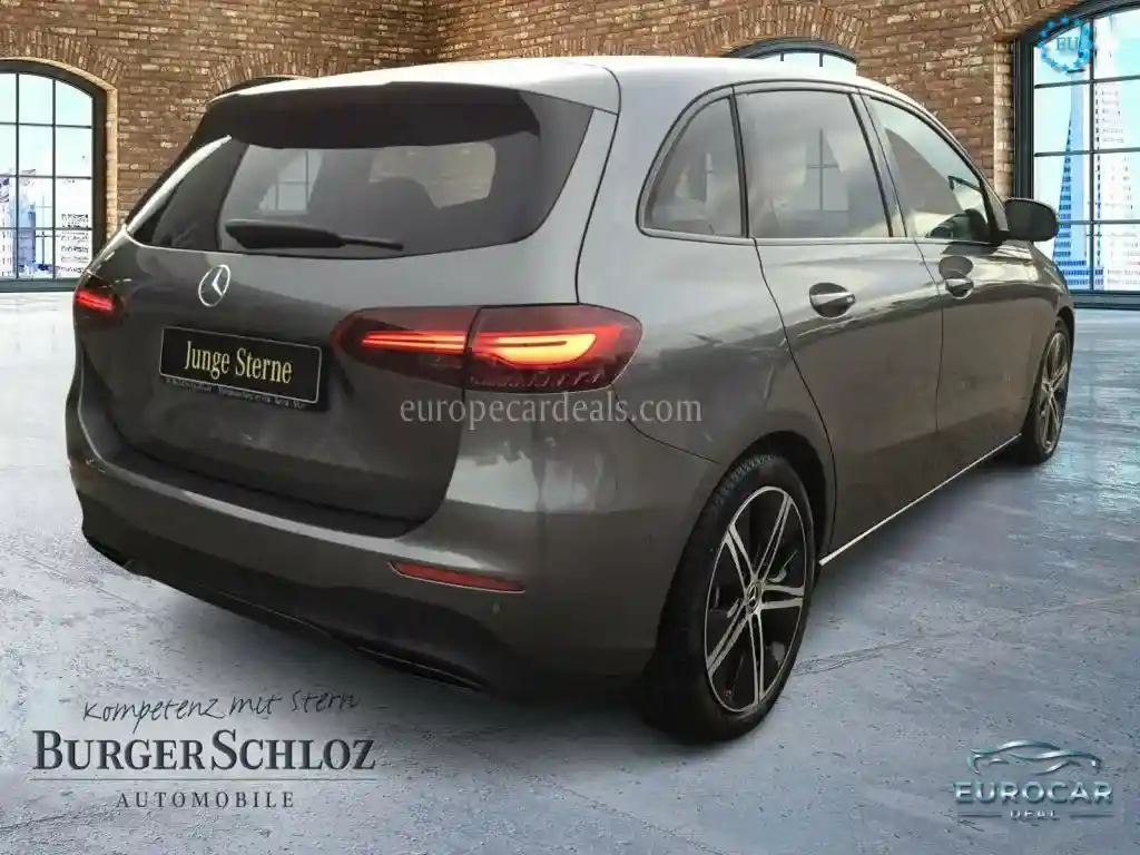 Mercedes-Benz B 220