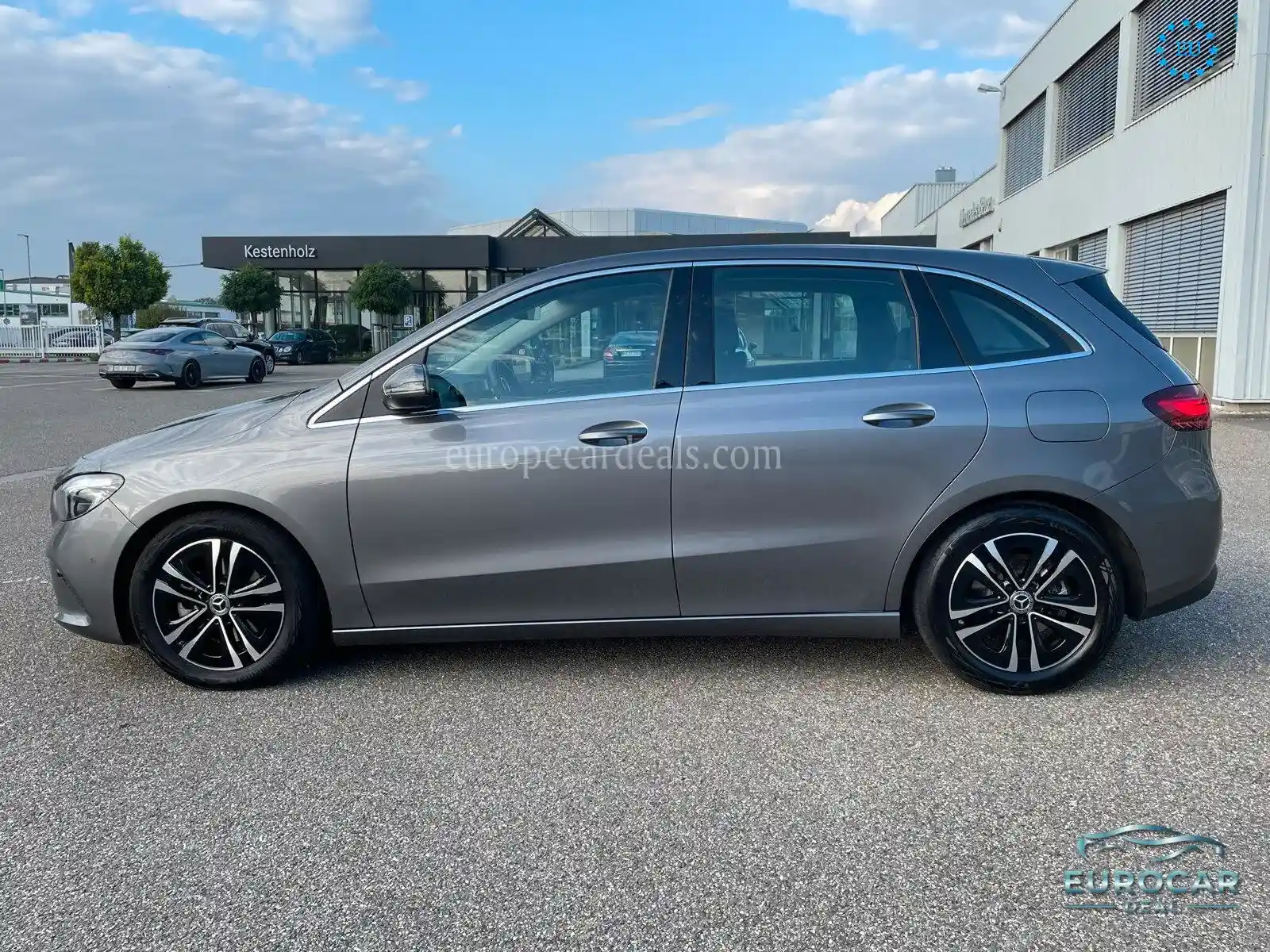 Mercedes-Benz B 200