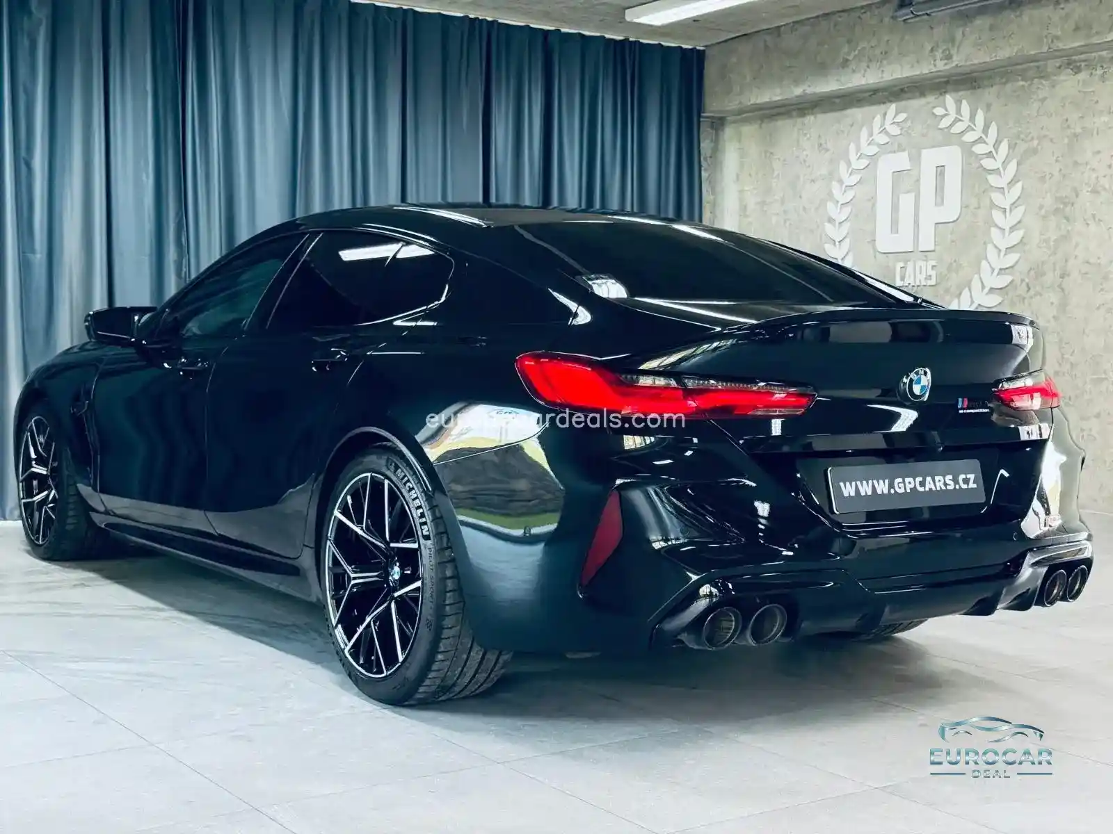 BMW M8
