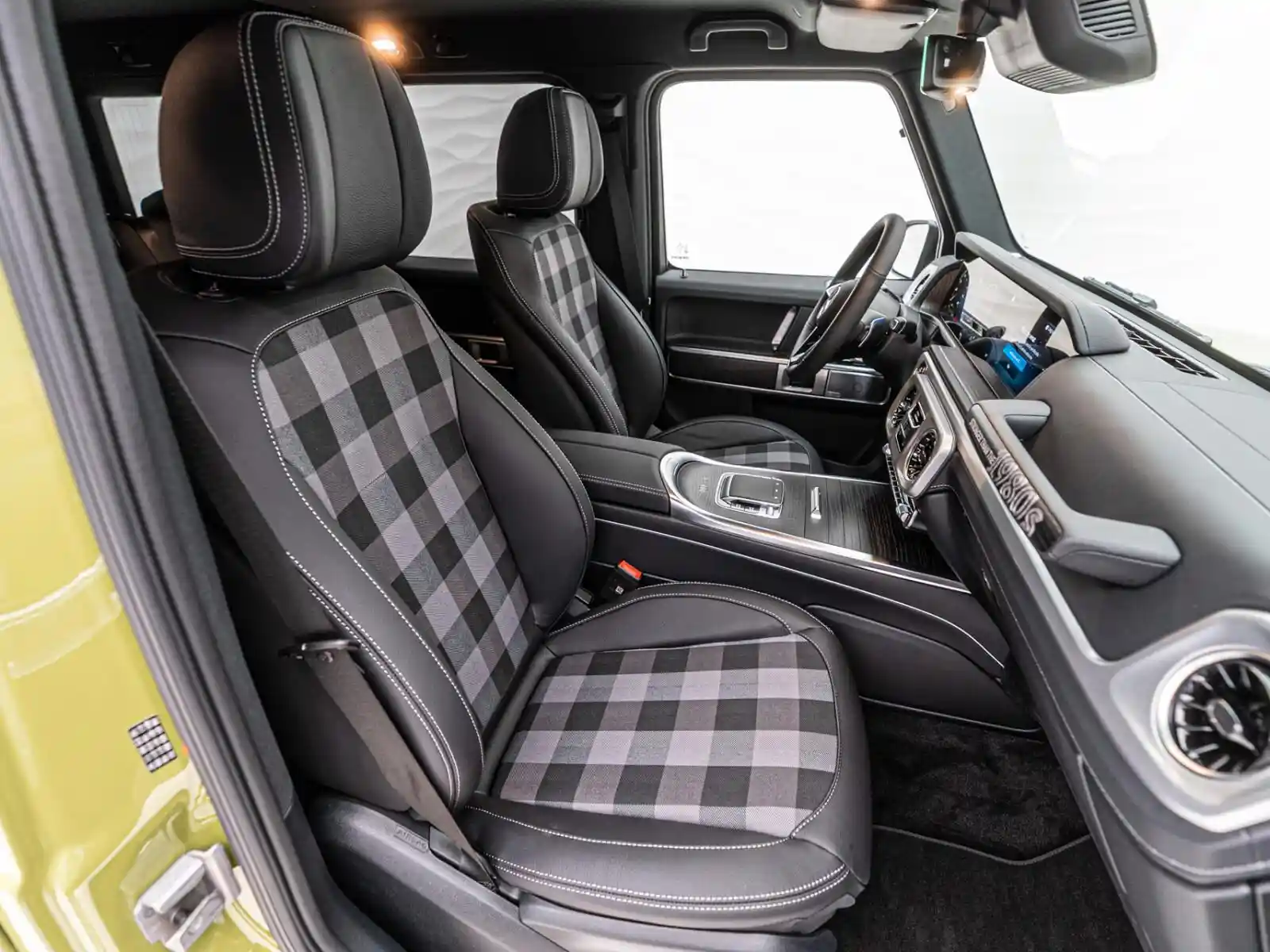 Mercedes-Benz G 500