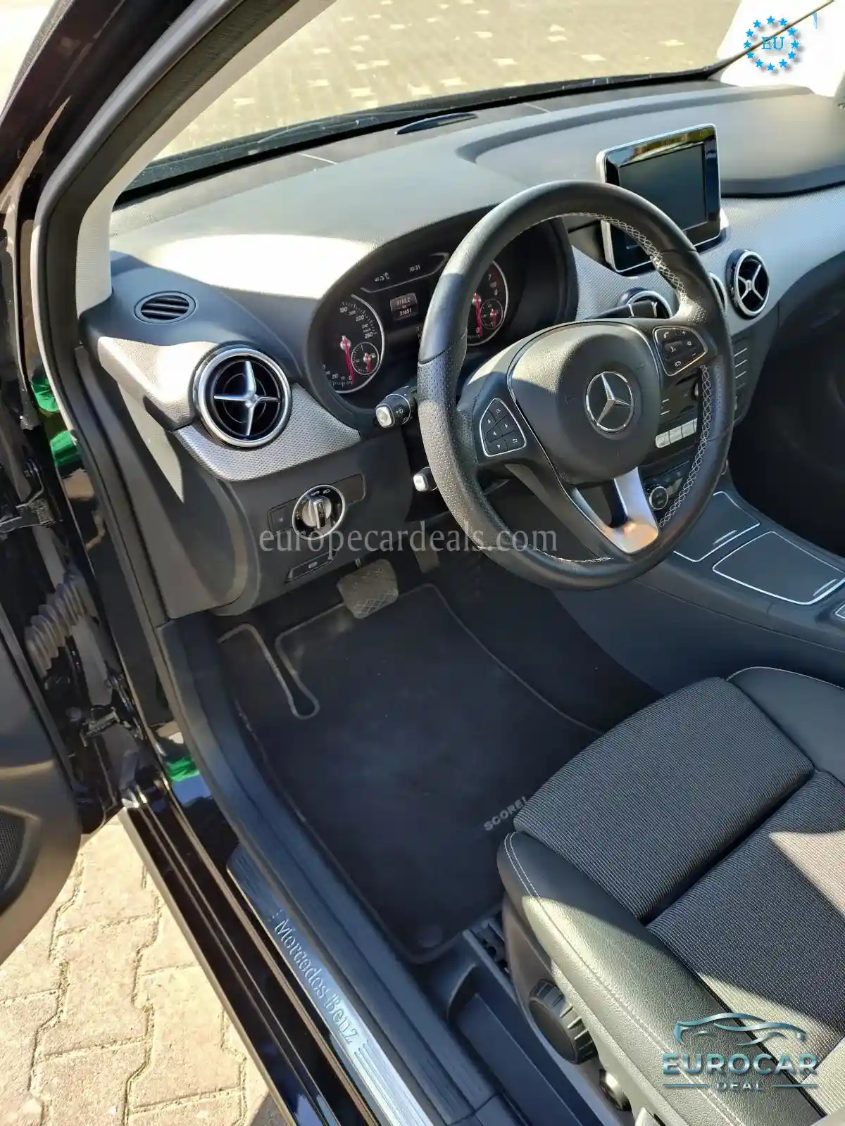 Mercedes-Benz B 200