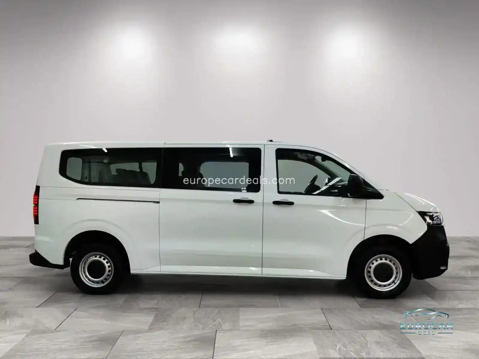 Volkswagen T7 Kombi