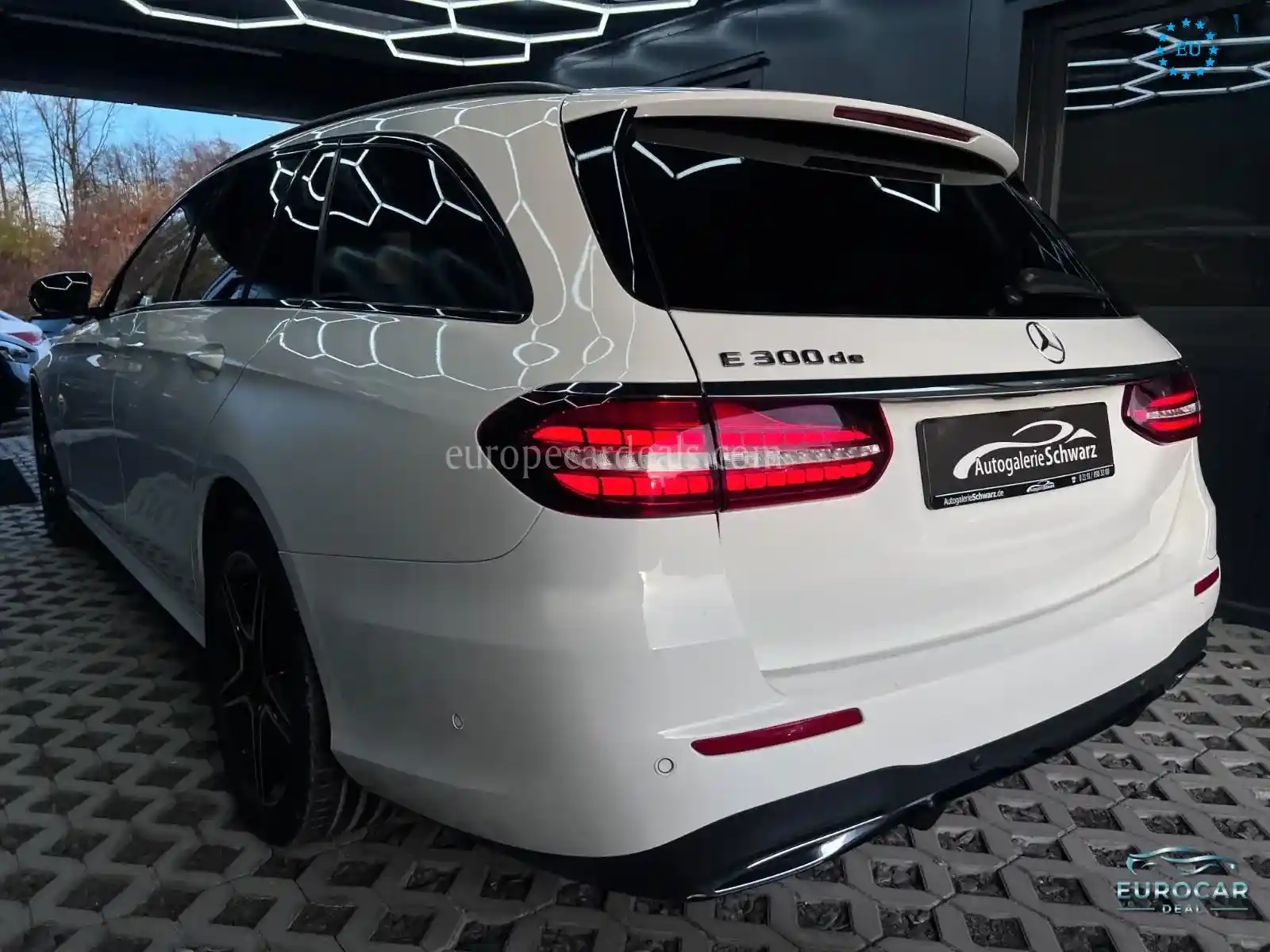 Mercedes-Benz E 300