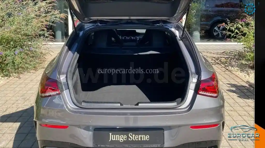 Mercedes-Benz CLA 45 AMG Shooting Brake