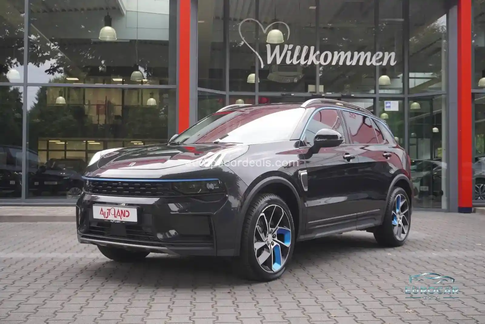 Lynk&Co 01