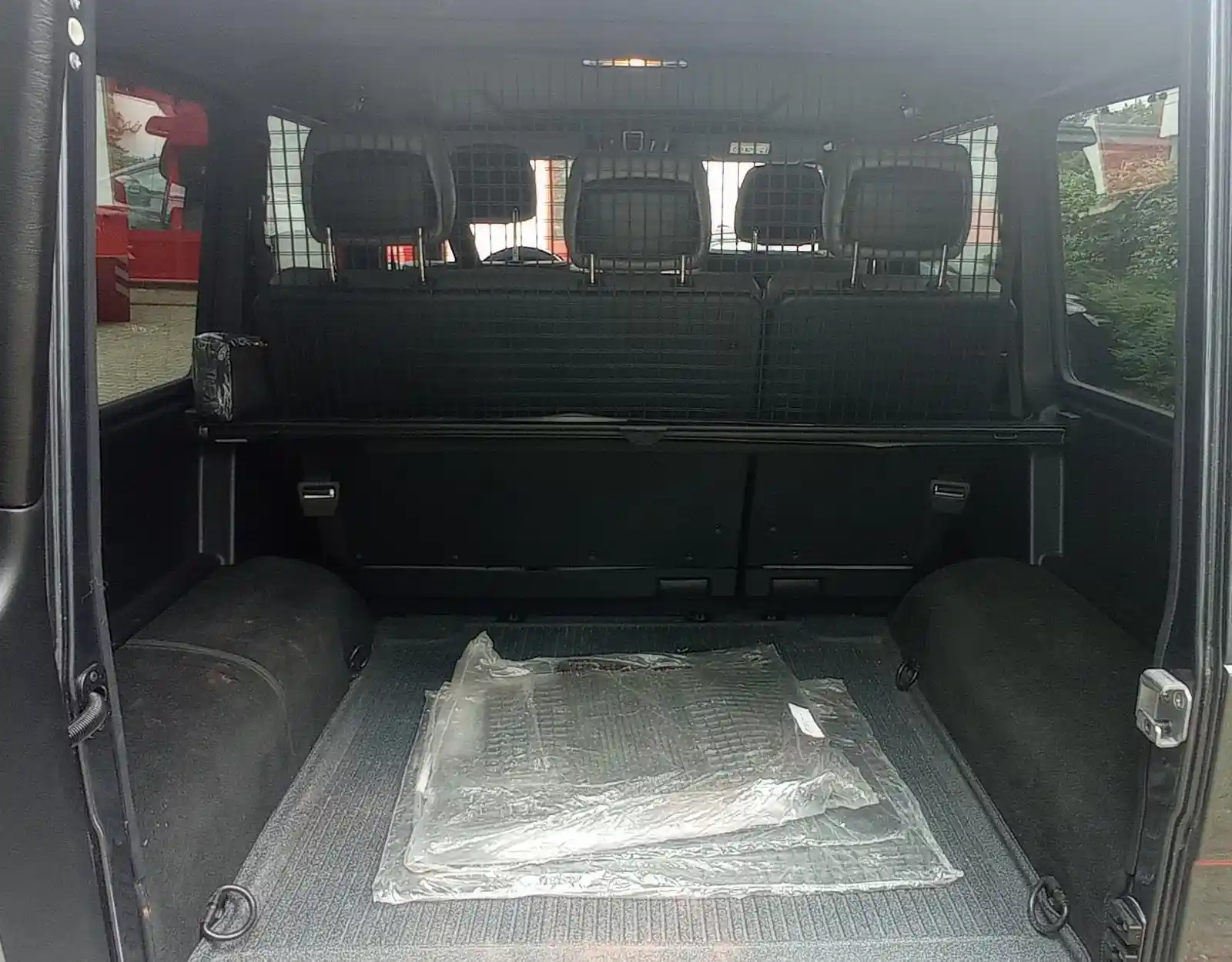 Mercedes-Benz G 500