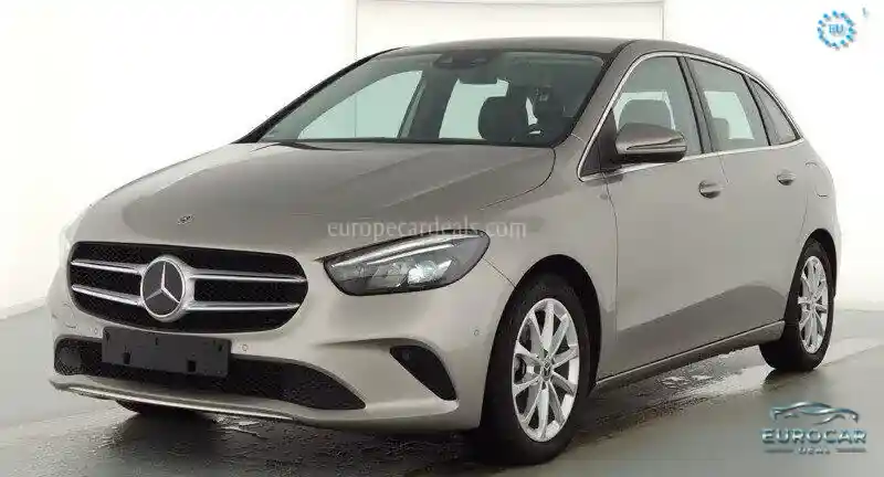 Mercedes-Benz B 220
