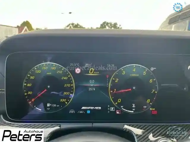 Mercedes-Benz E 63 AMG
