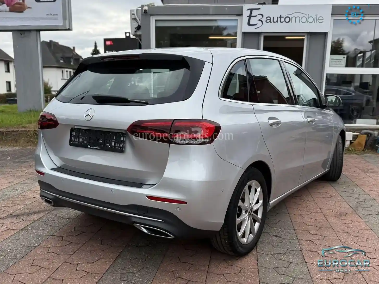 Mercedes-Benz B 200