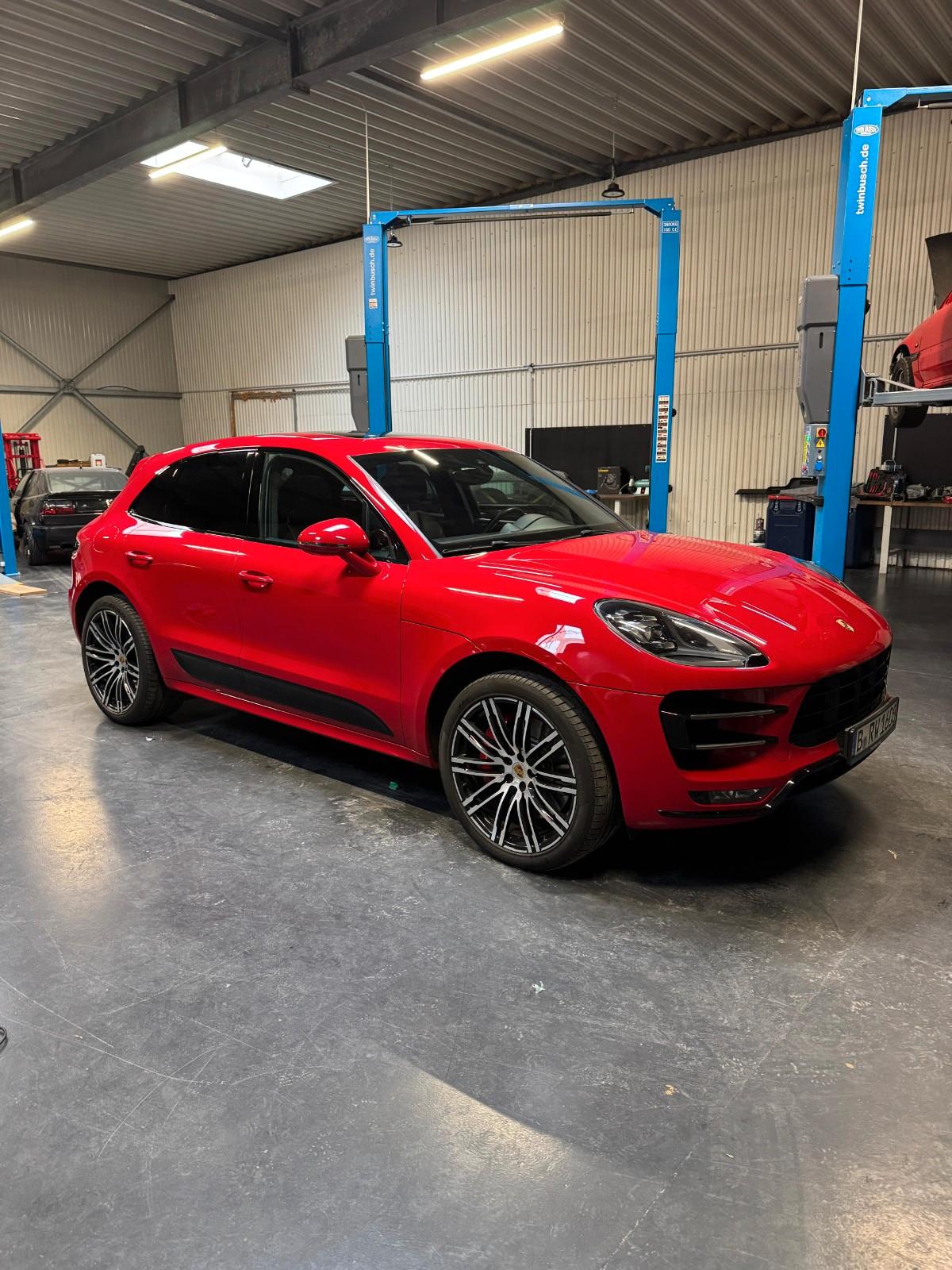 Porsche Macan