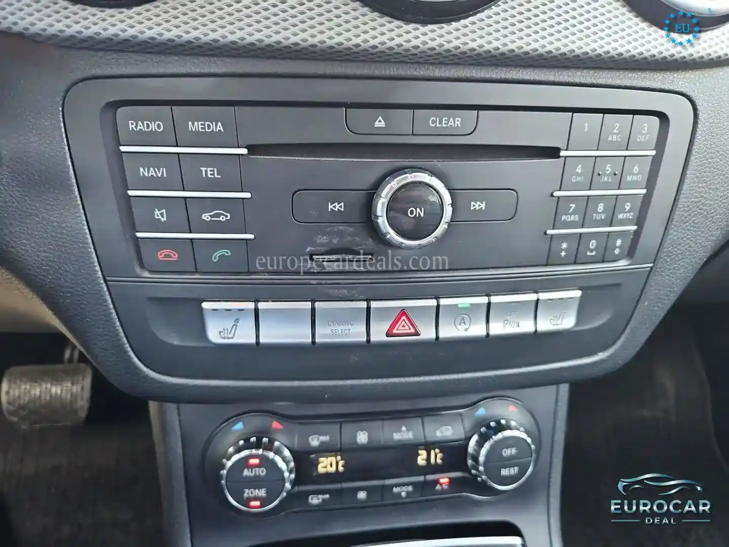 Mercedes-Benz B 180