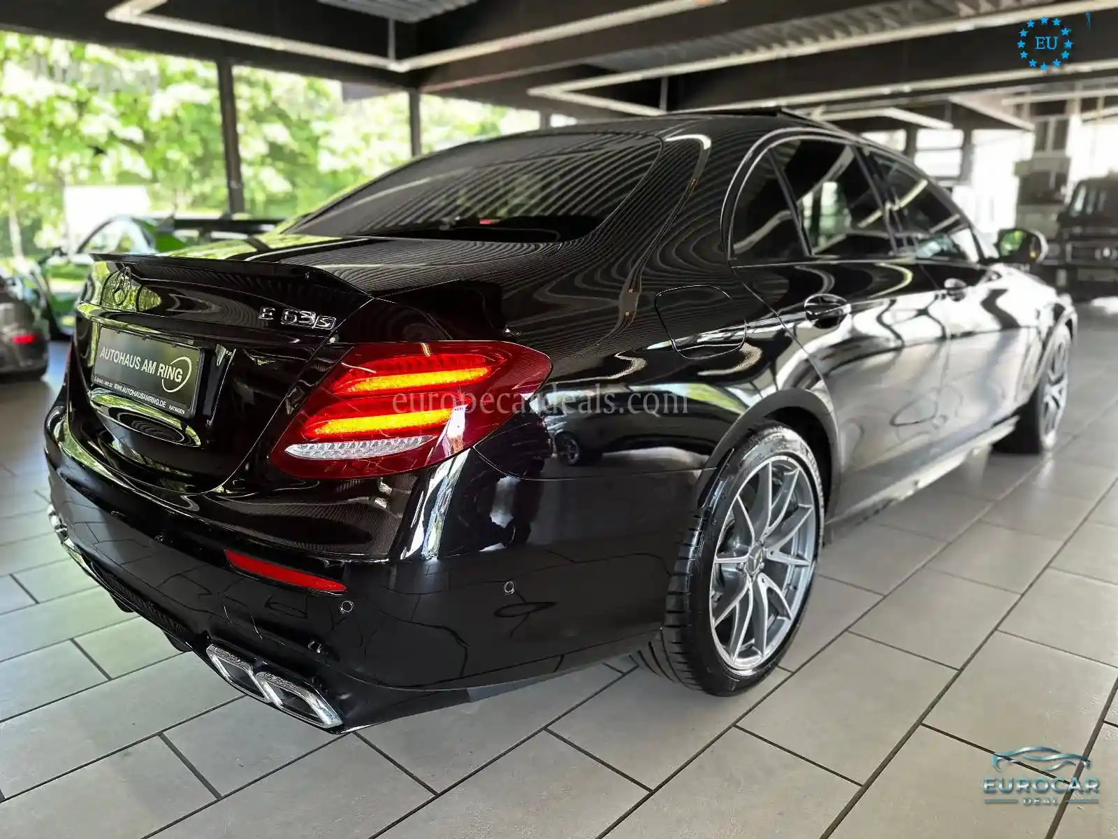 Mercedes-Benz E 63 AMG