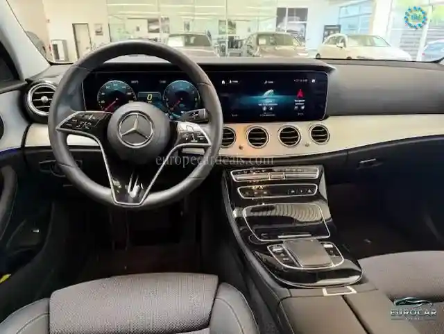Mercedes-Benz E 300