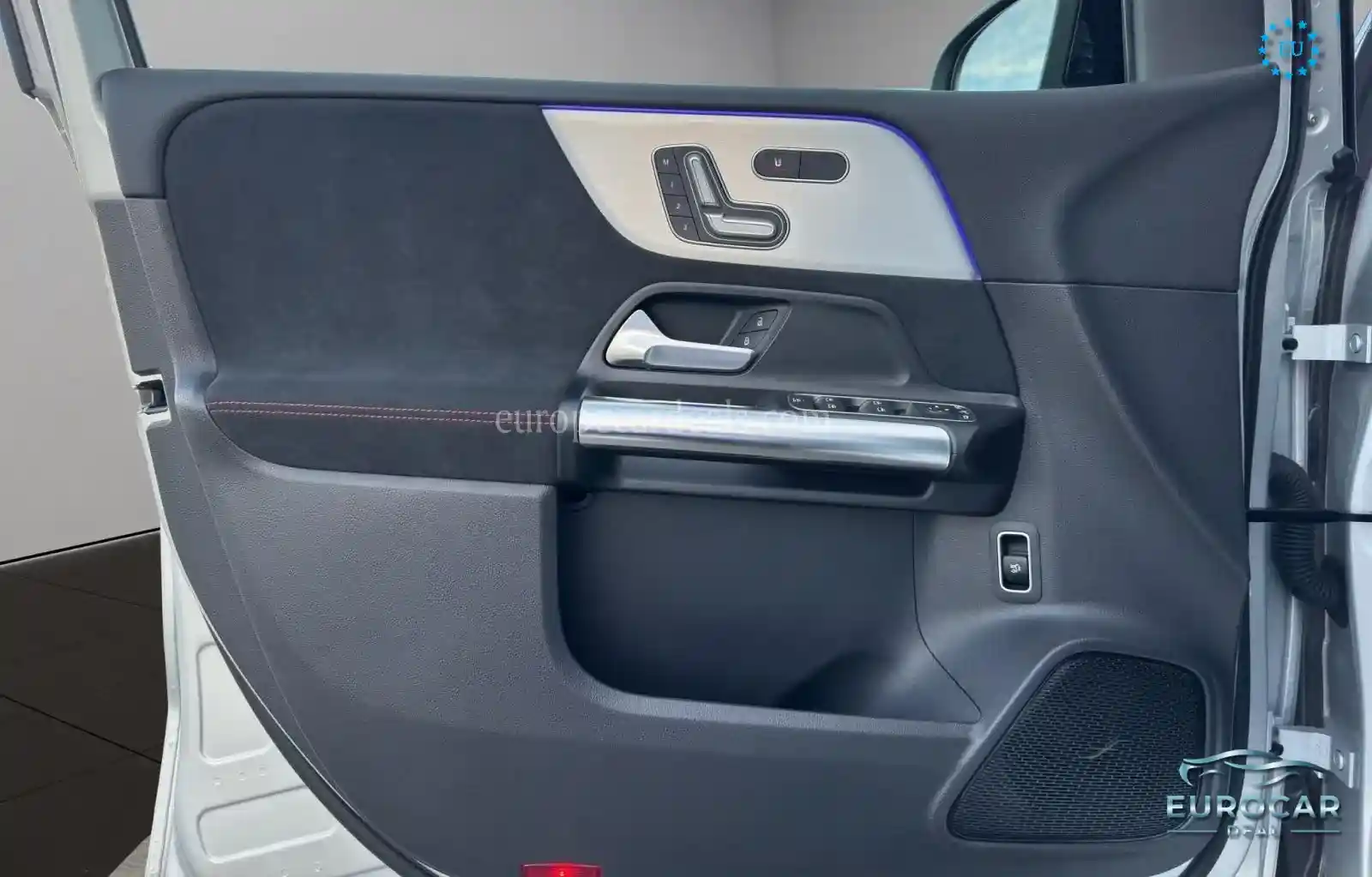 Mercedes-Benz B 220