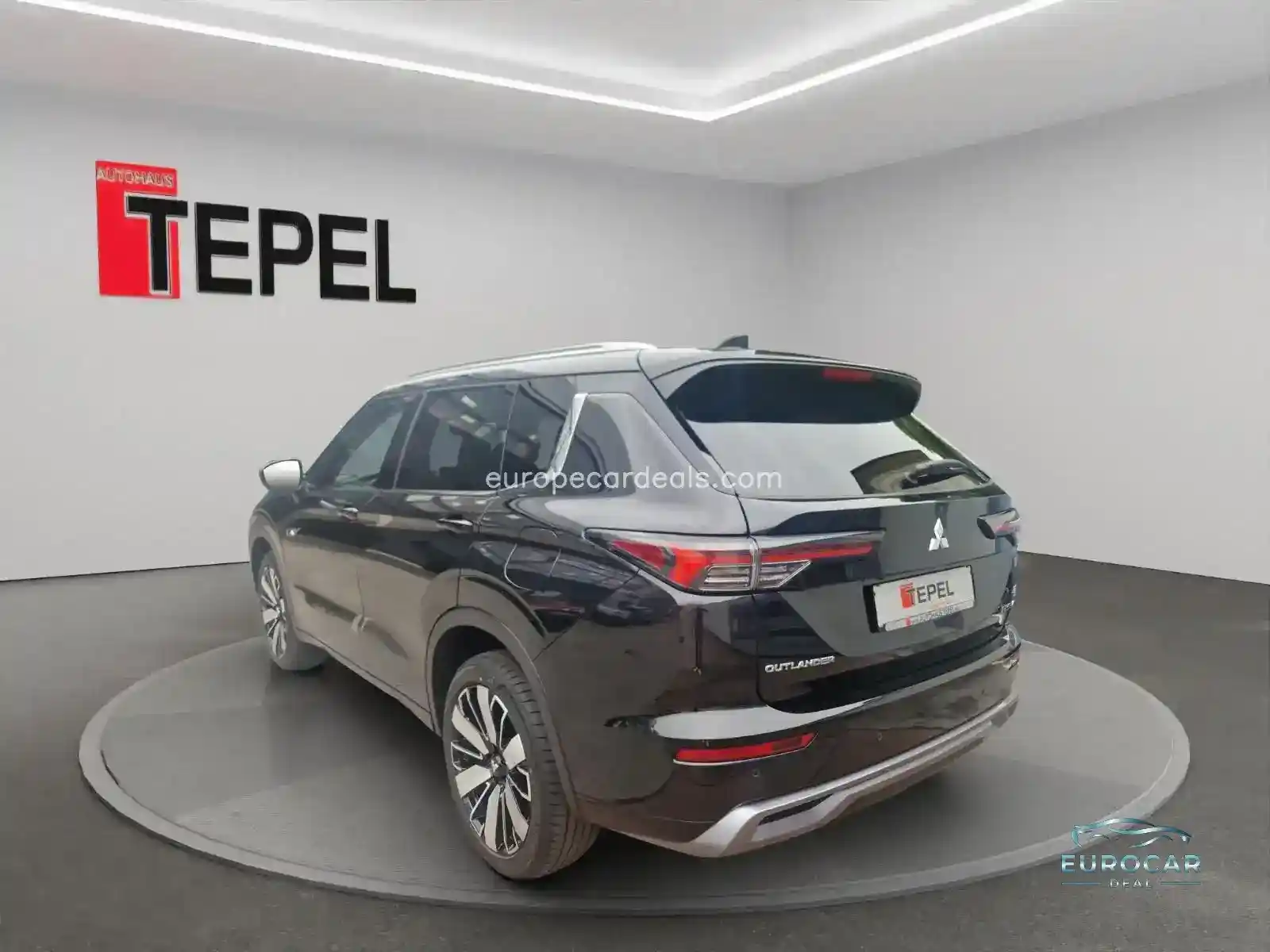 Mitsubishi Plug-in Hybrid Outlander