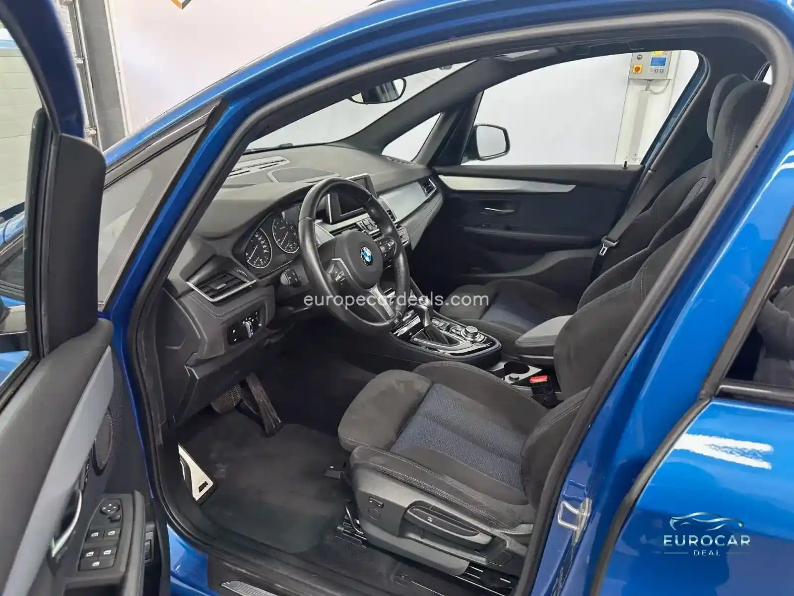 BMW 220