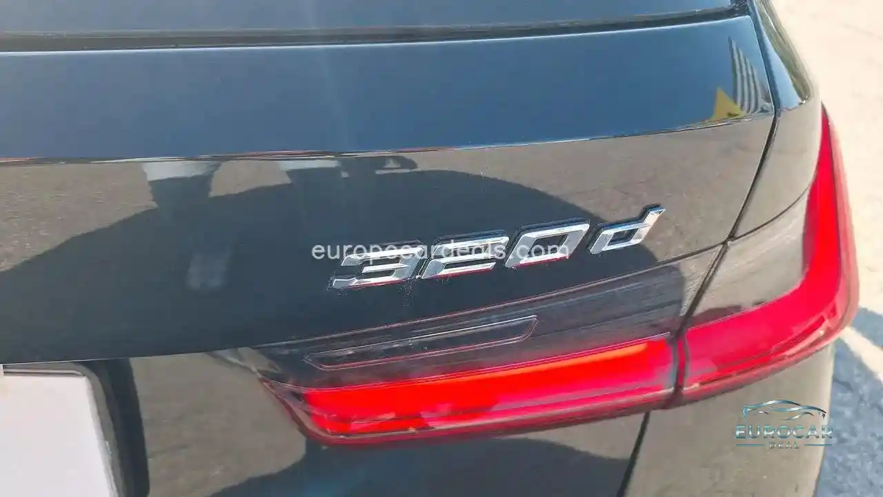 BMW 320