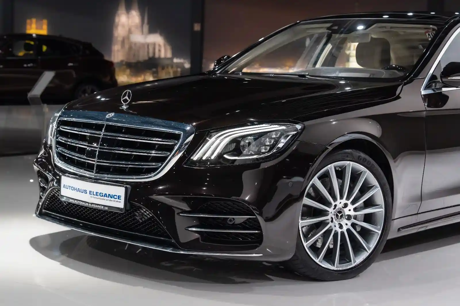 Mercedes-Benz S 560