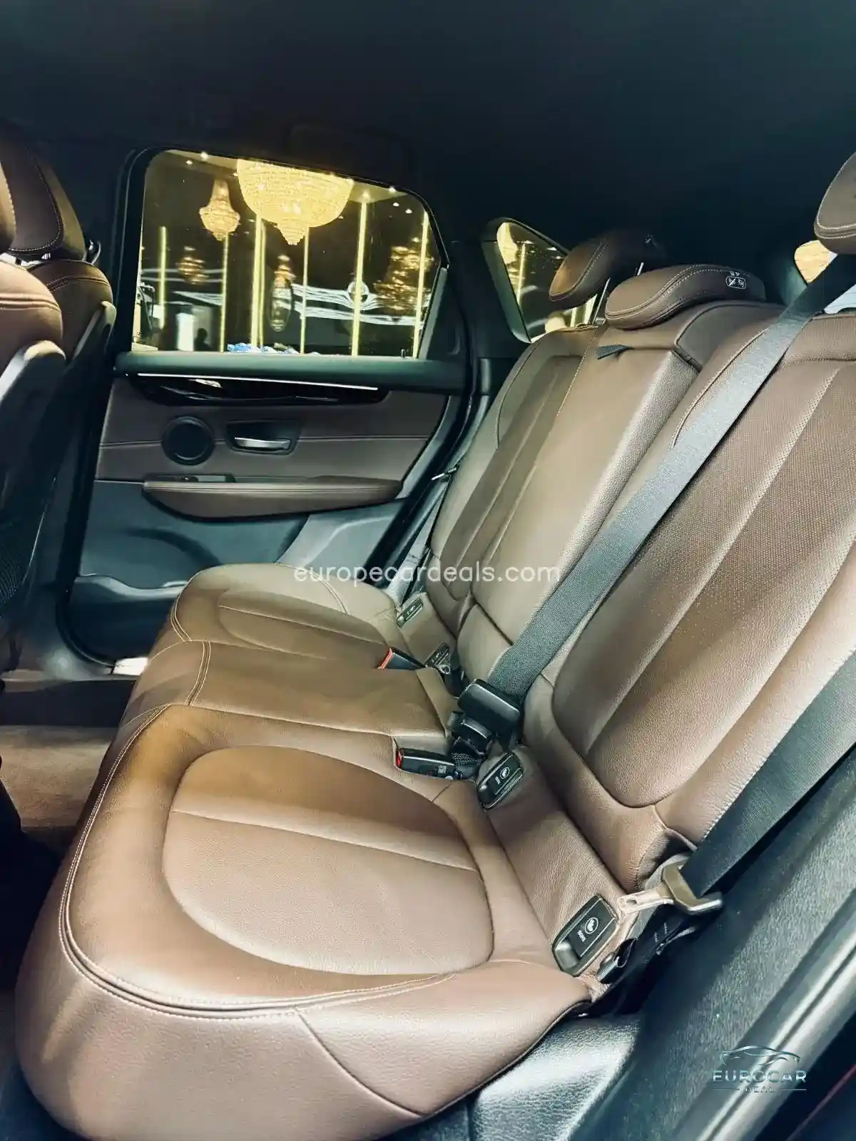 BMW 225