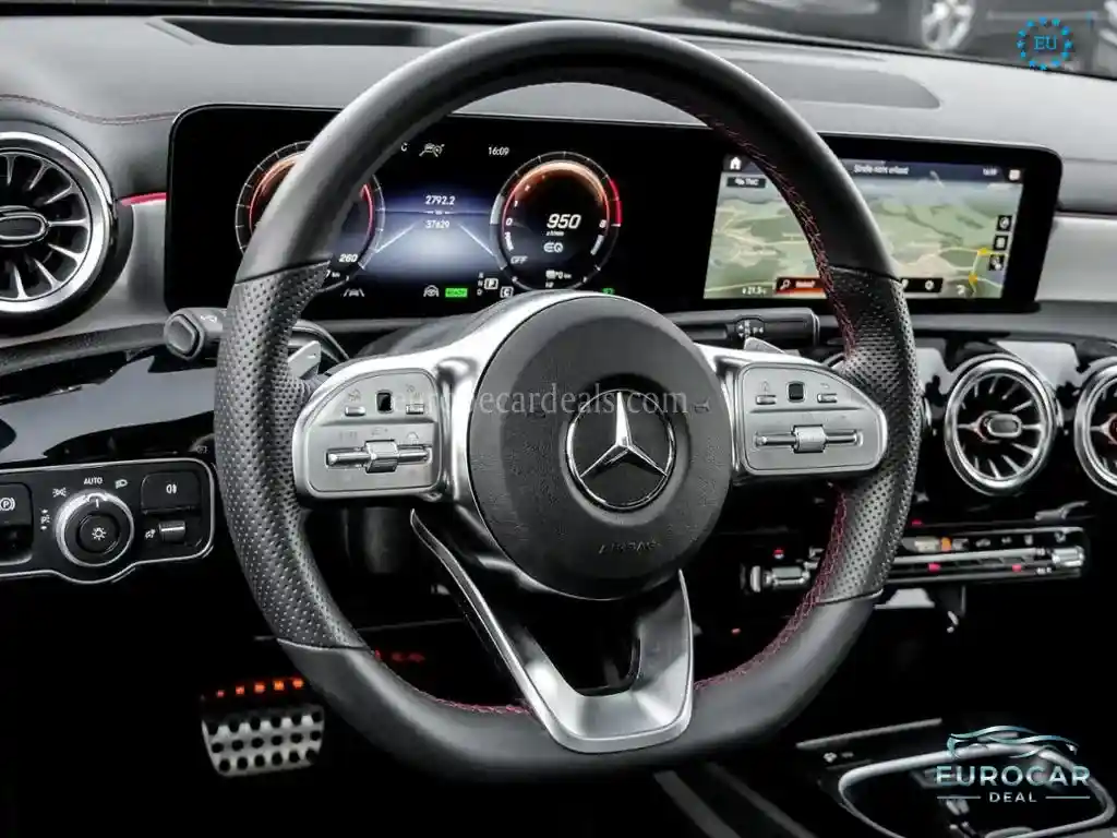 Mercedes-Benz CLA 250