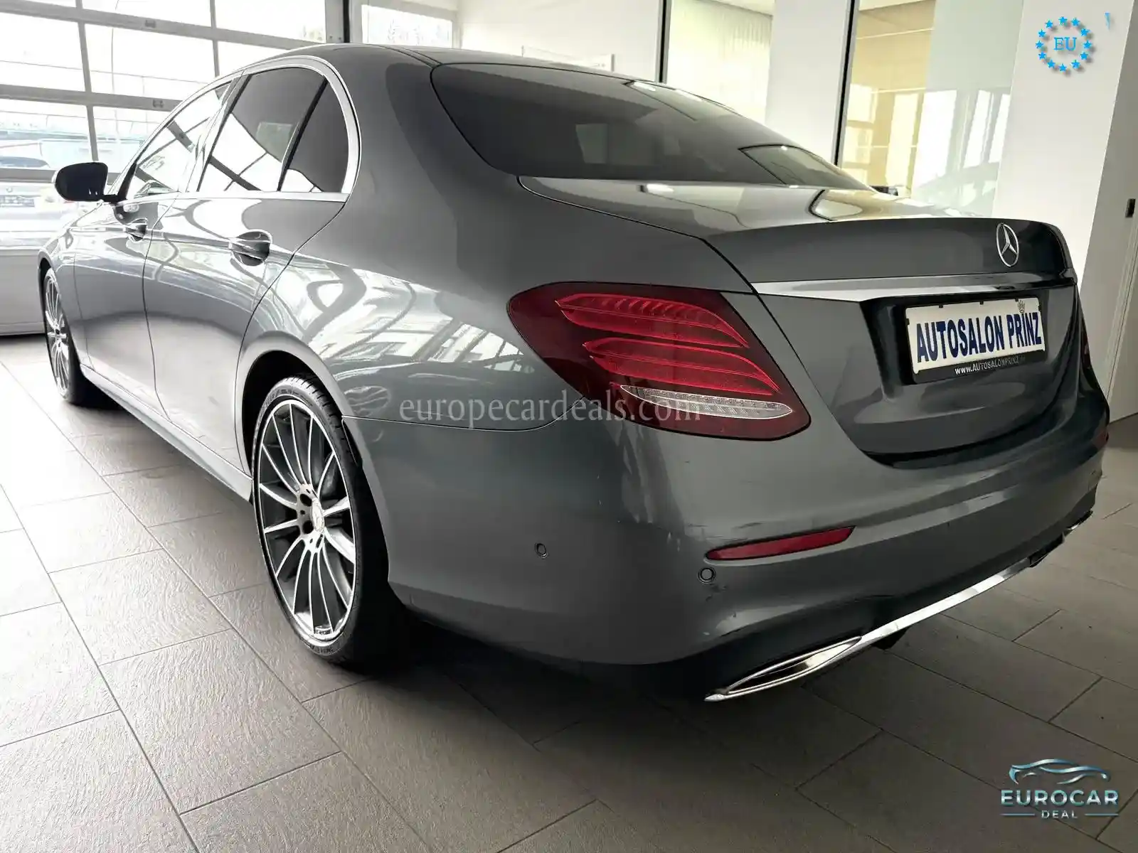 Mercedes-Benz E 200