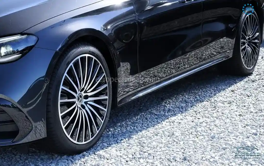 Mercedes-Benz E 220