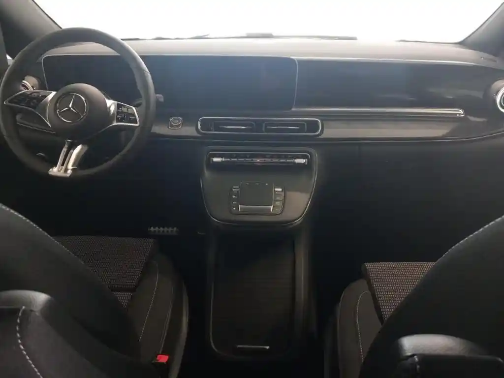 Mercedes-Benz V 250