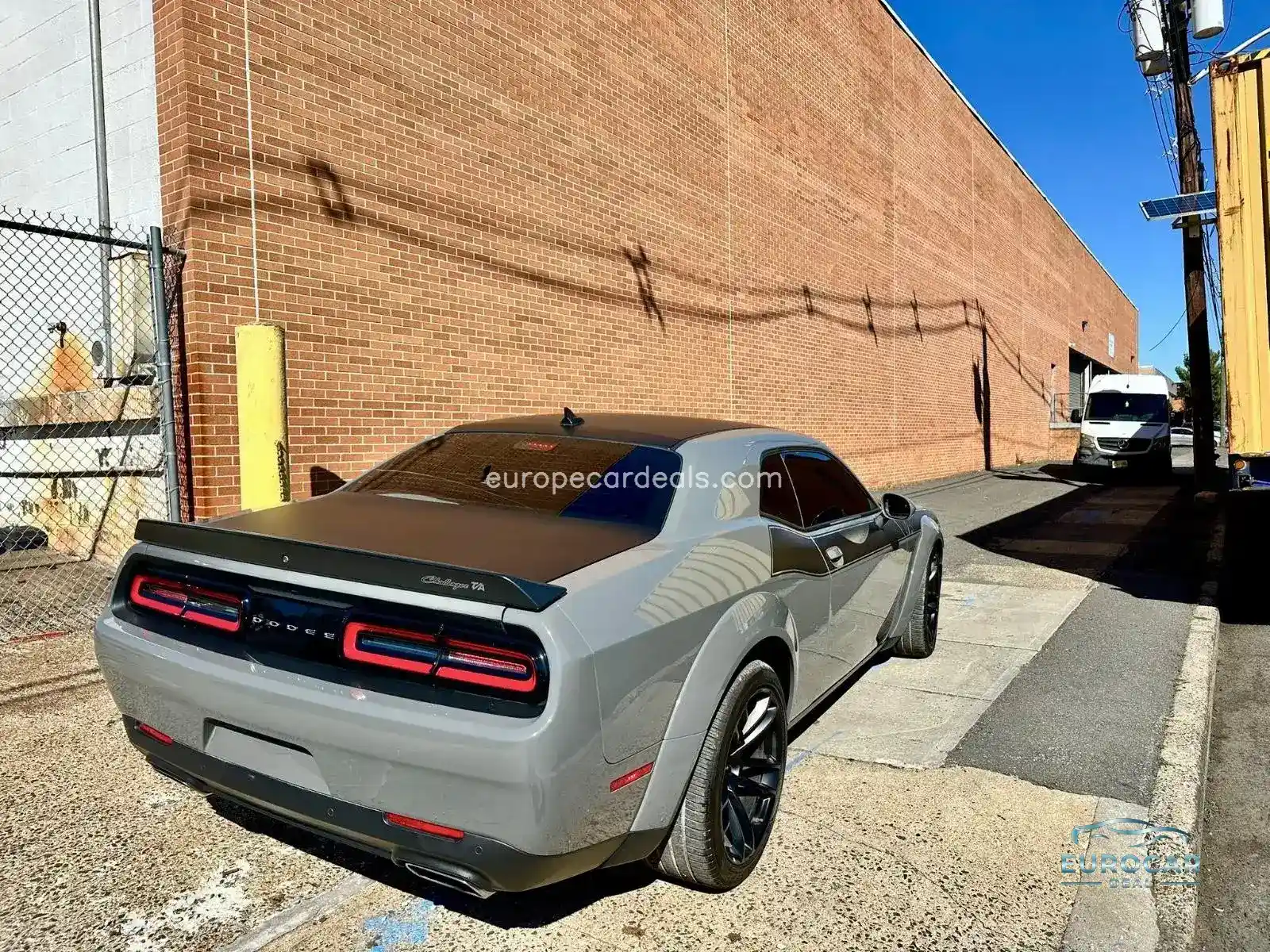 Dodge Challenger