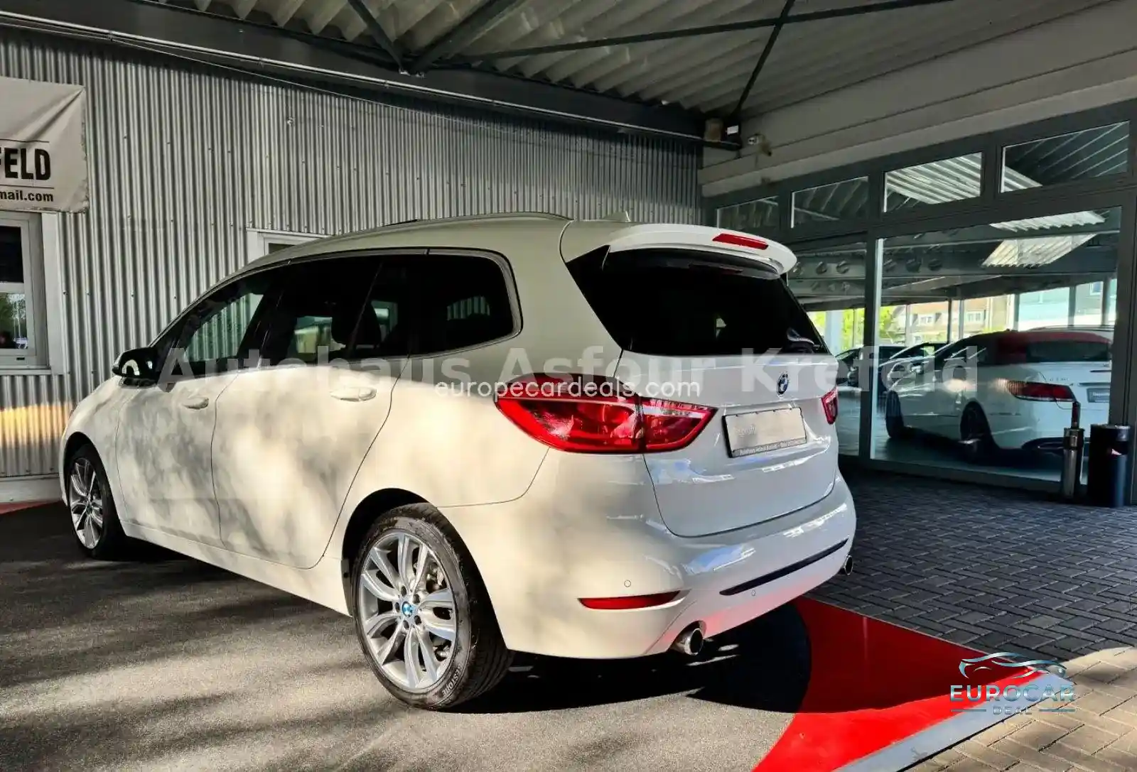 BMW 220