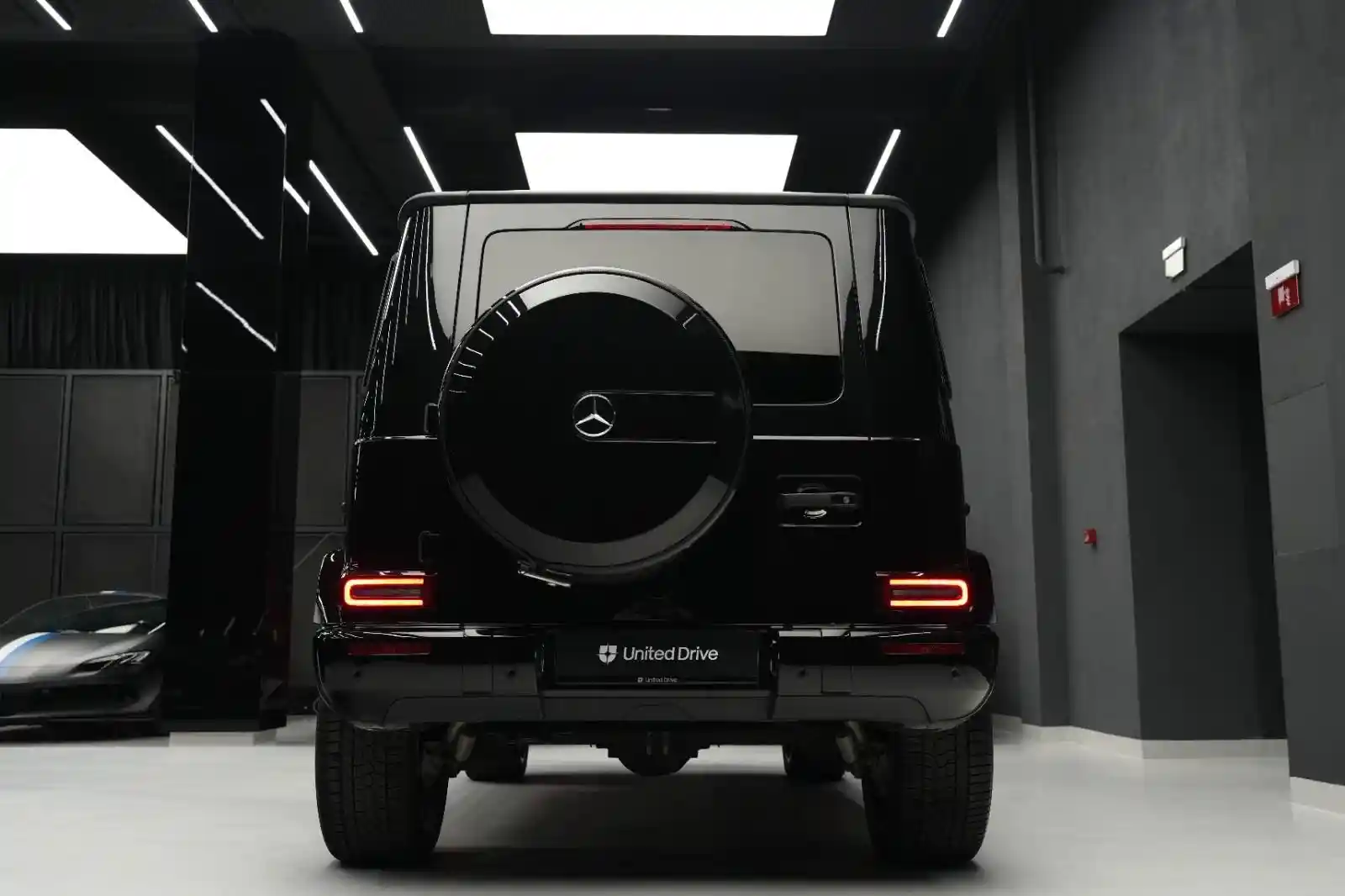 Mercedes-Benz G 500