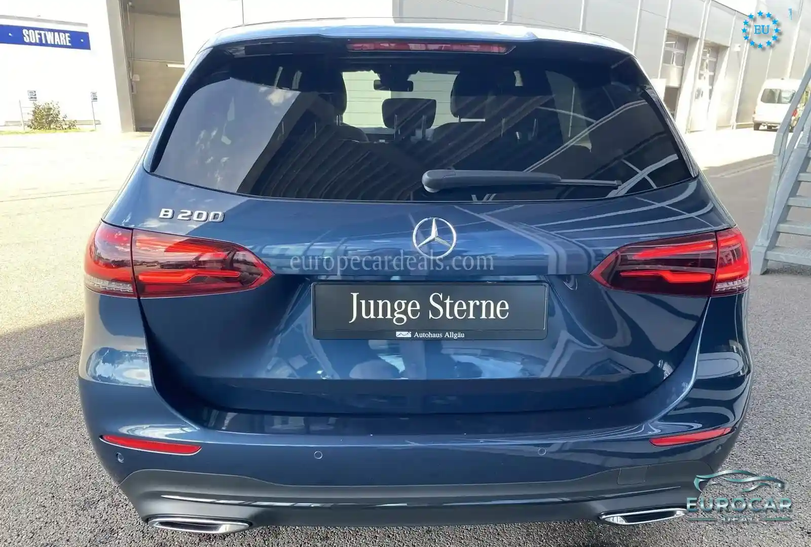 Mercedes-Benz B 200