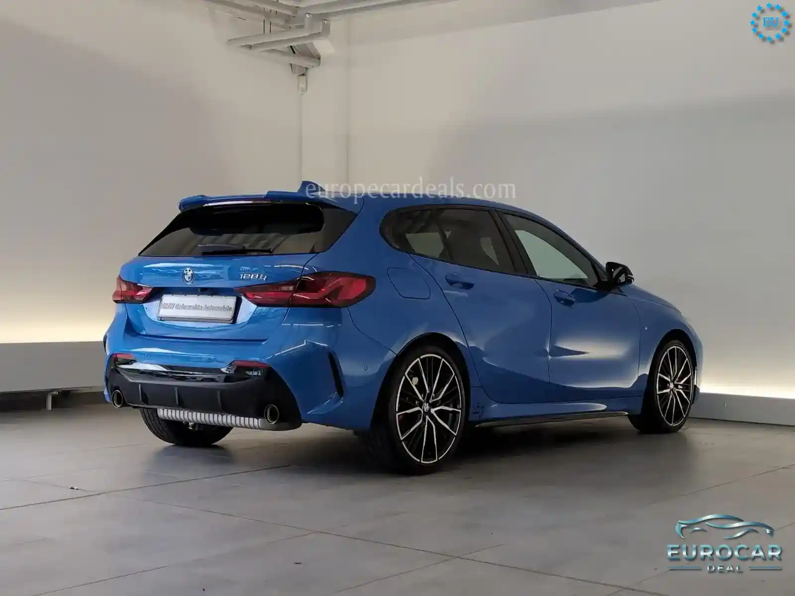 BMW 128