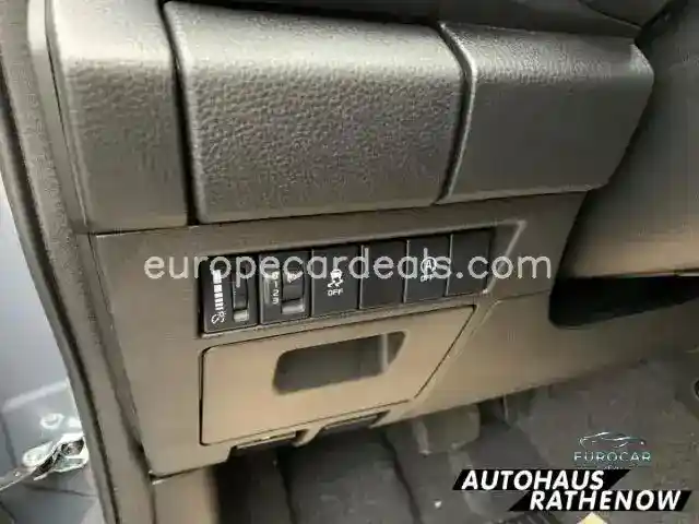Double Cab 4WD LS Allrad SHZ Totwinkelassi