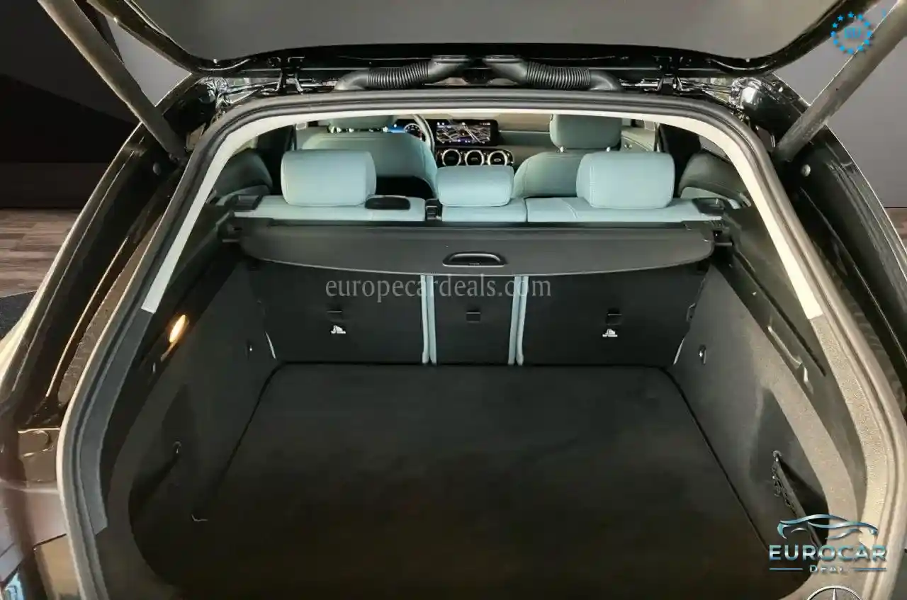 Mercedes-Benz CLA 180 Shooting Brake