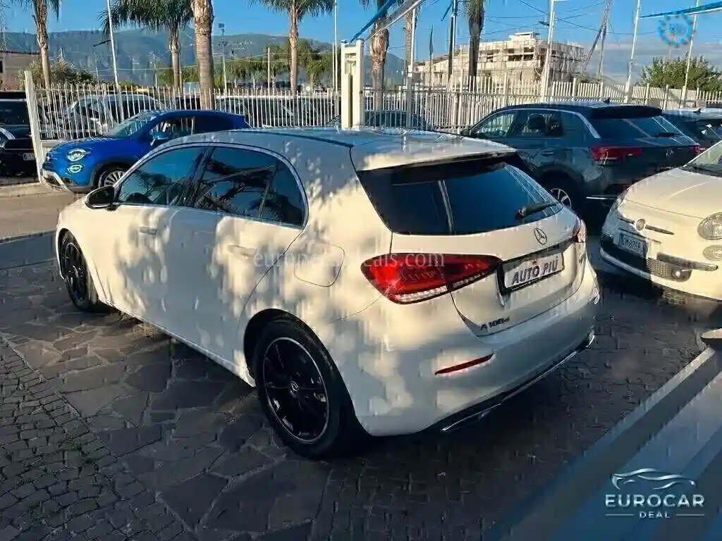 Mercedes-Benz A 180