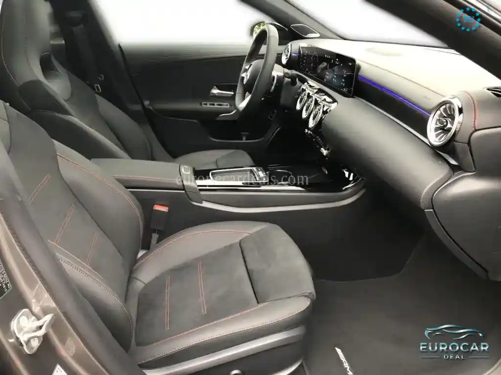 Mercedes-Benz CLA 220